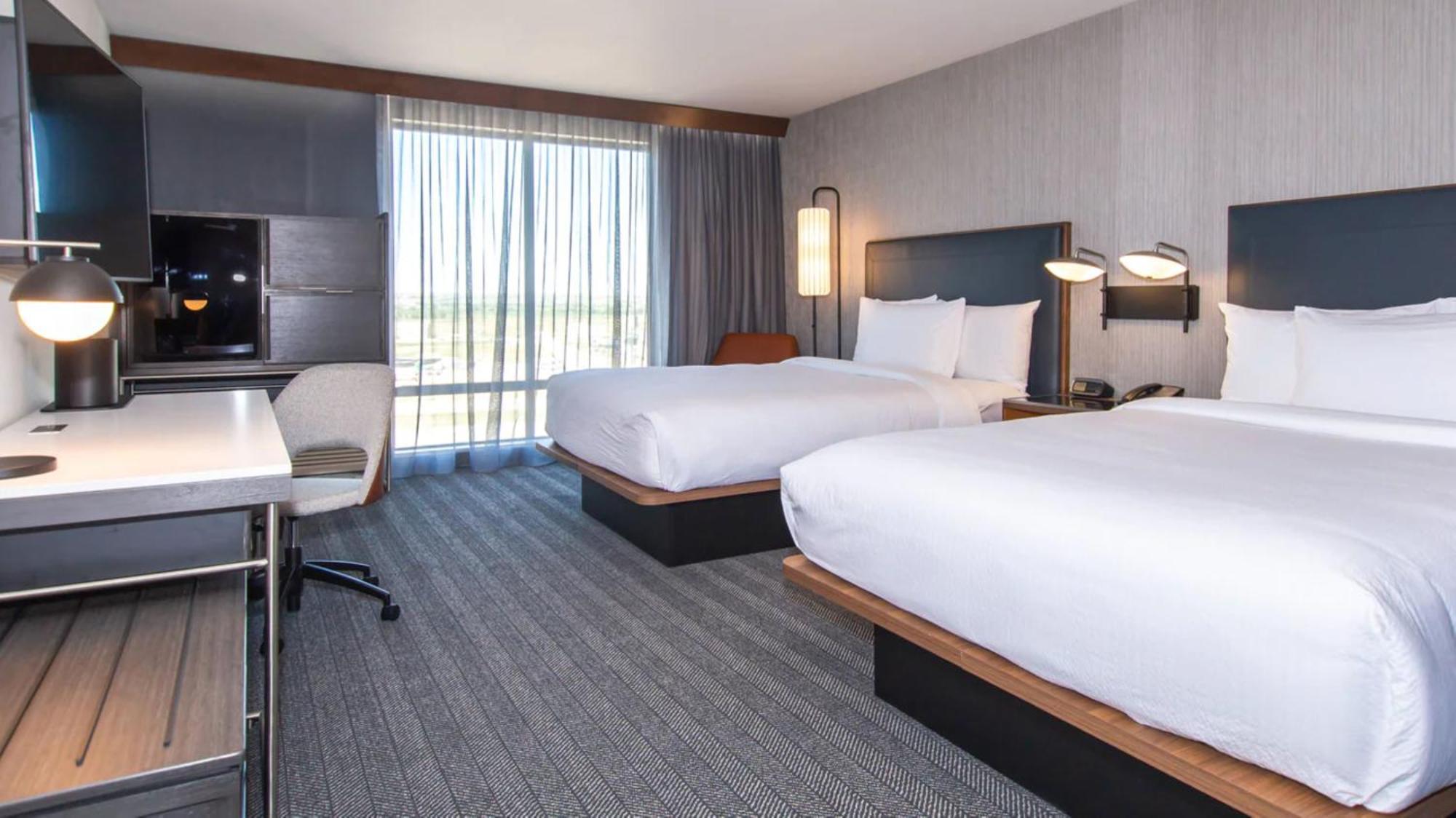 Courtyard By Marriott Бетендорф Екстериор снимка