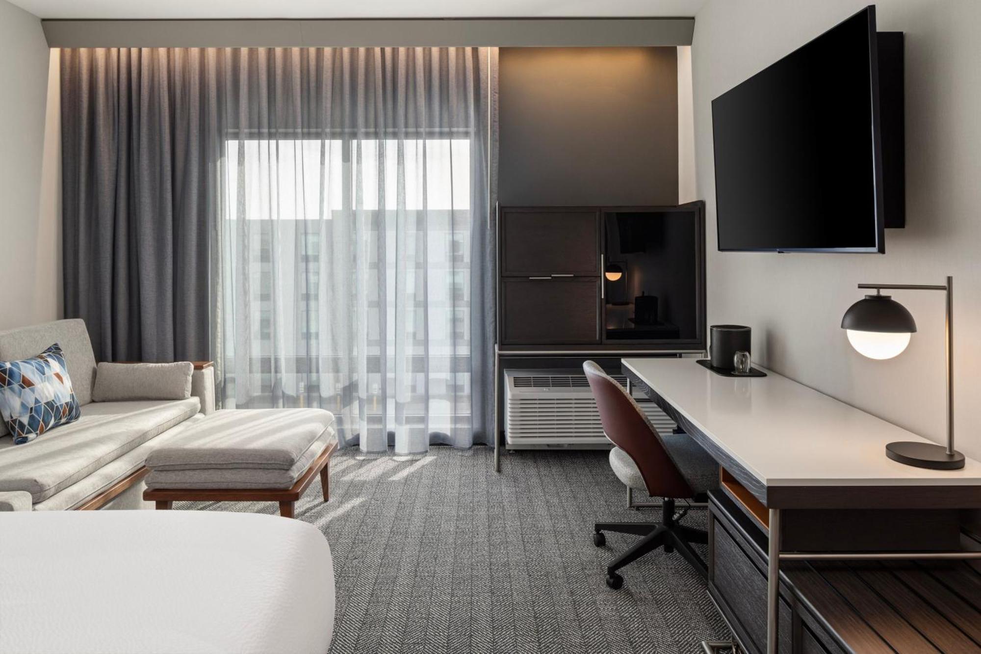 Courtyard By Marriott Бетендорф Екстериор снимка